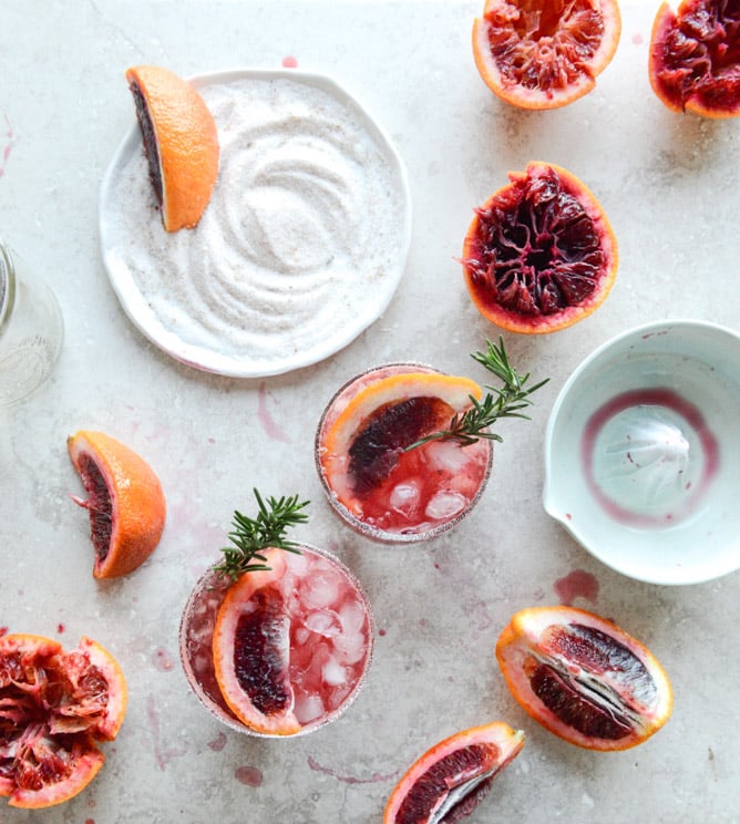 blood orange bourbon smash with spicy vanilla sugar I howsweeteats.com