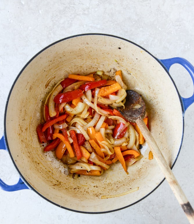 creamy cajun chicken pasta I howsweeteats.com
