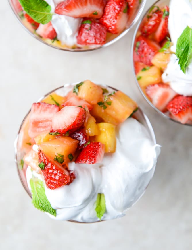strawberry mango mint julep fruit salad with whipped marshmallow I howsweeteats.com