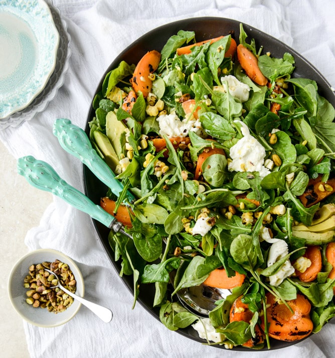 grilled apricot, sweet corn and arugula salad I howsweeteats.com