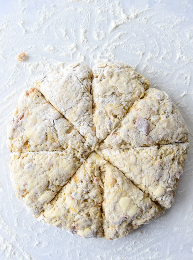 caramelized peach and lavender scones I howsweeteats.com