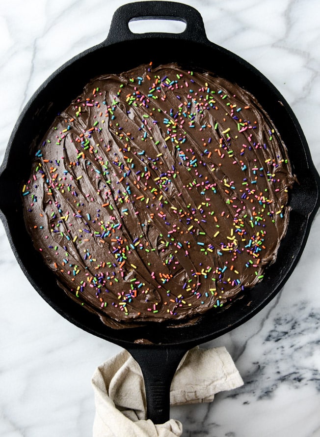 fresh pineapple zucchini skillet cake I howsweeteats.com