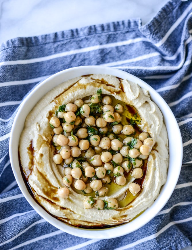 roasted butternut squash hummus I howsweeteats.com