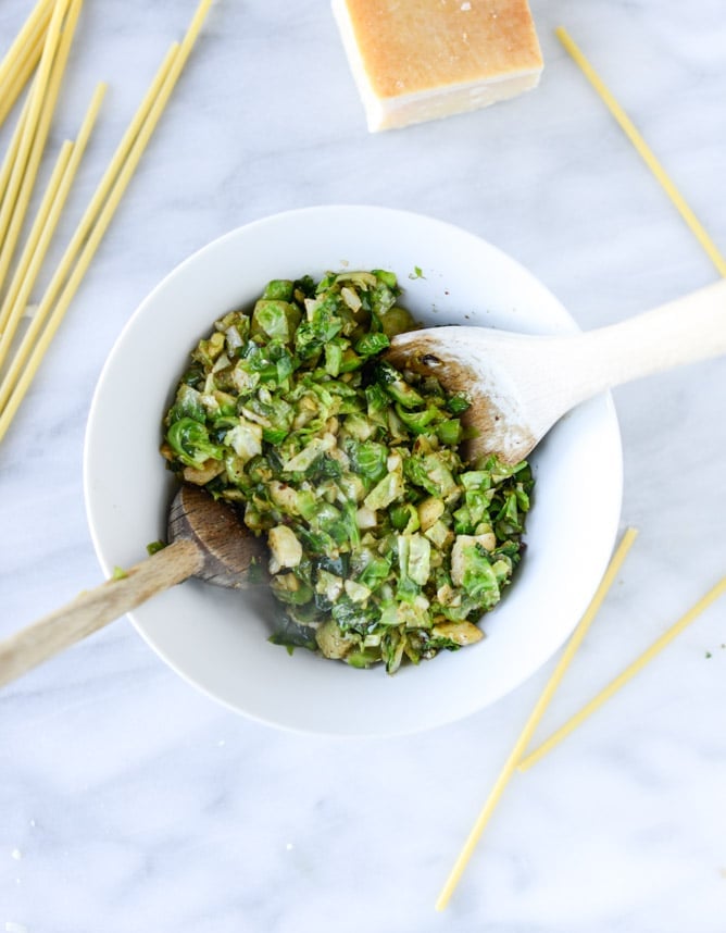 bacon, egg and brussels carbonara I howsweeteats.com