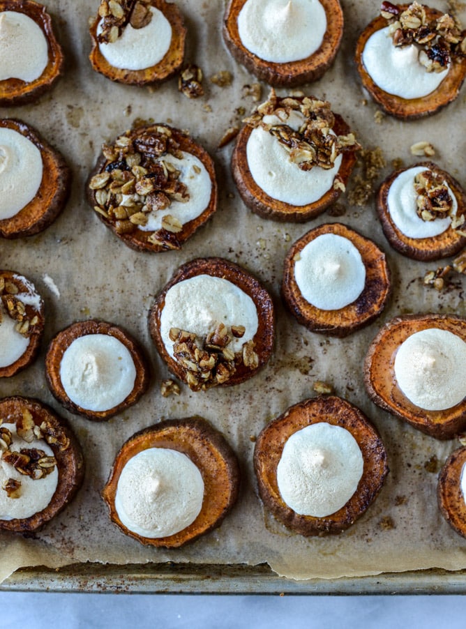 roasted sweet potato casserole bites with oatmeal cookie crumble I howsweeteats.com
