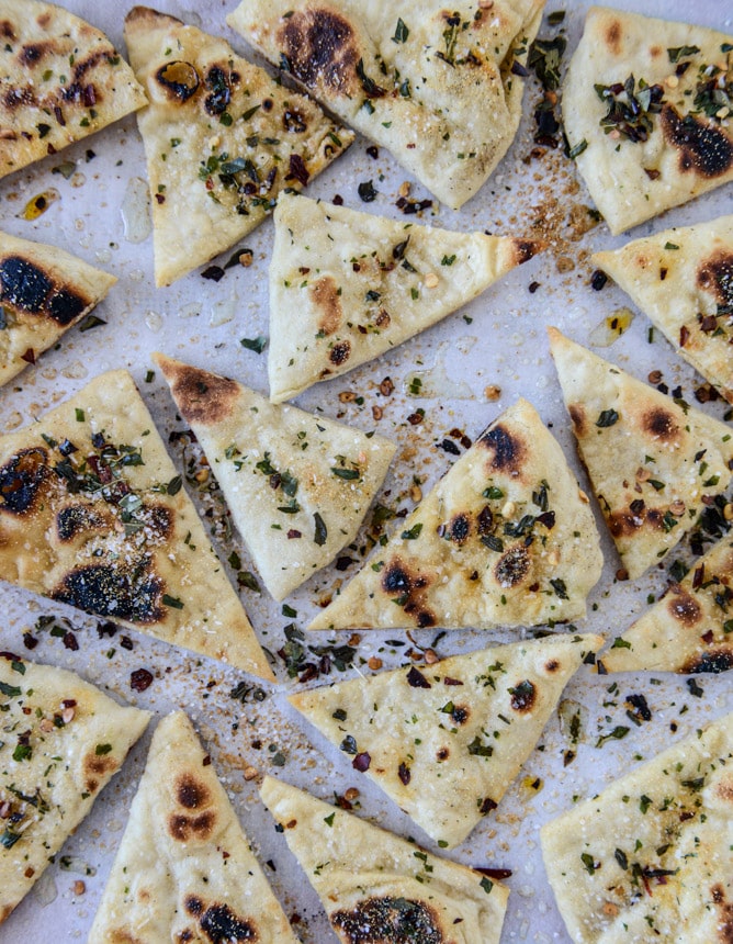 hot bacon cherry pepper hummus with pizza pita chips I howsweeteats.com