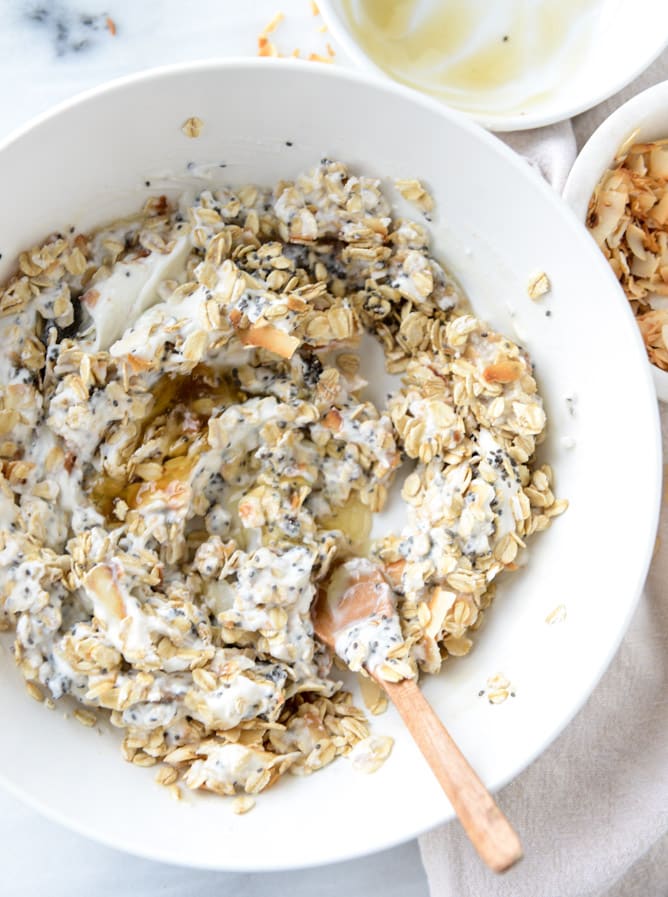 toasted coconut overnight oats I howsweeteats.com