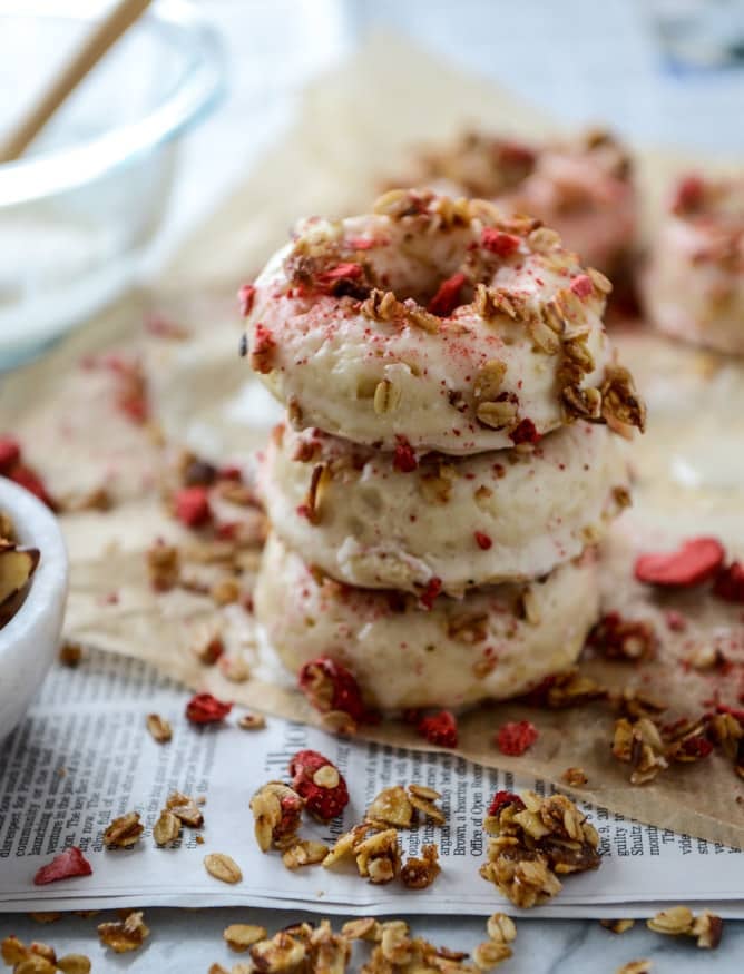 greek yogurt doughnuts with strawberry stovetop granola I howsweeteats.com