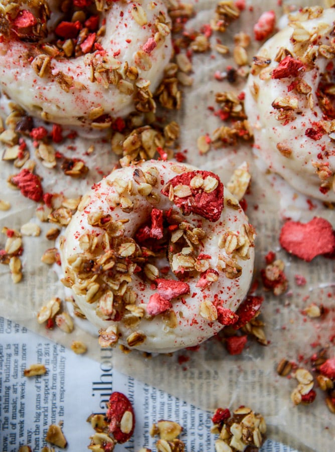 greek yogurt doughnuts with strawberry stovetop granola I howsweeteats.com