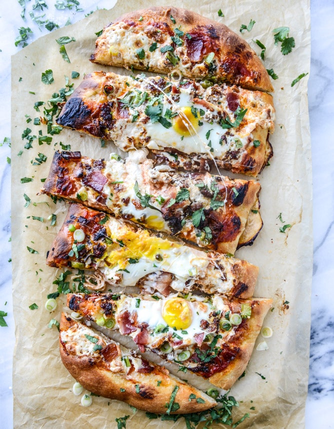 burrata breakfast pizza I howsweeteats.com