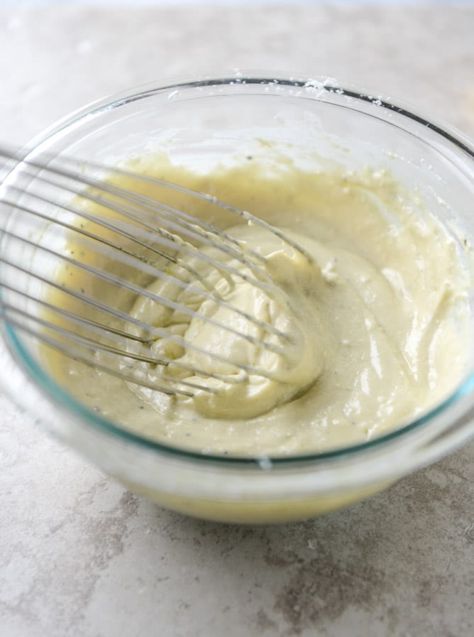 kale caesar pizza I howsweeteats.com