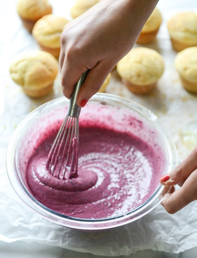 blueberry glazed doughnut muffins I howsweeteats.com