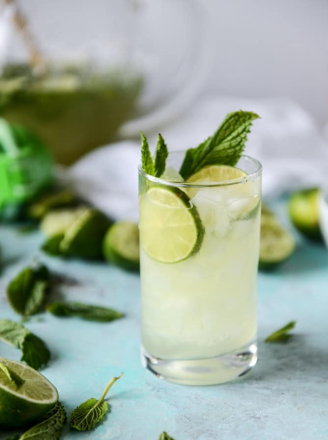 fresh mint limeade I howsweeteats.com
