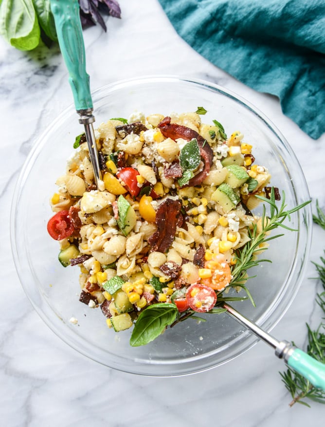 crispy bacon pasta salad with fresh herbs I howsweeteats.com