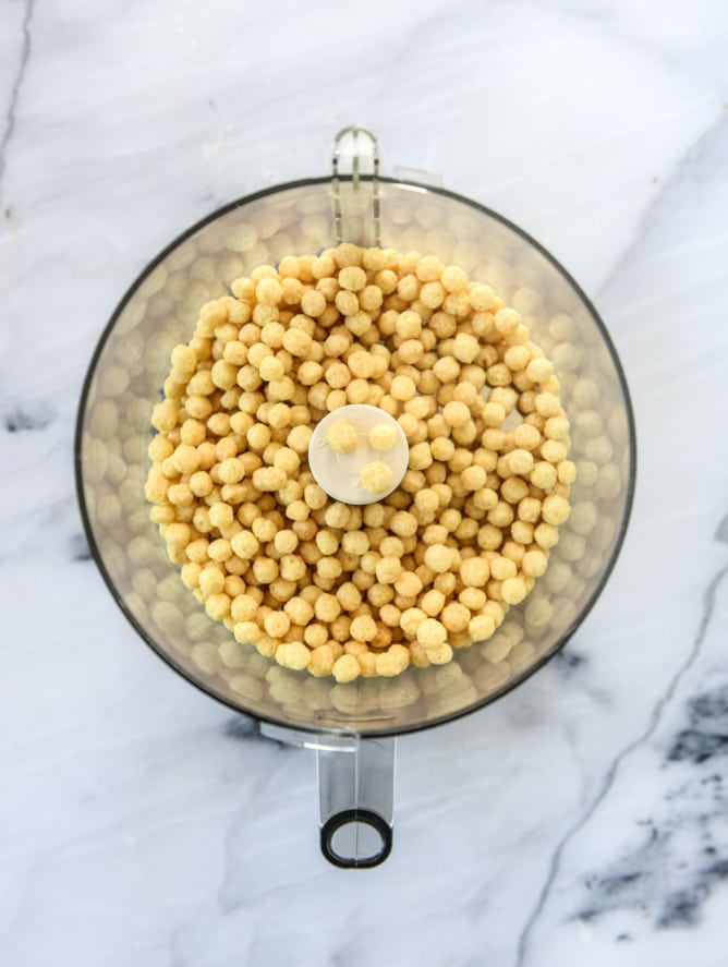 no-bake peanut butter cup cookies I howsweeteats.com