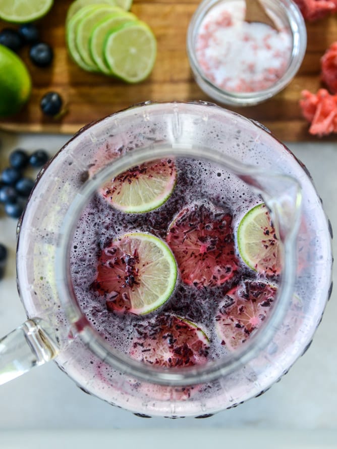 blueberry hibiscus margarita punch I howsweeteats.com