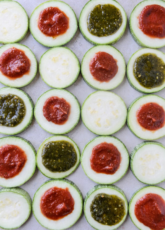 mini zucchini pizzas, three ways I howsweeteats.com