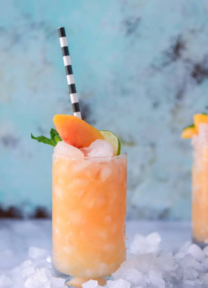 pineapple peach agua fresca I howsweeteats.com