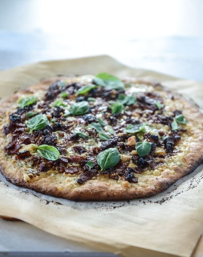chipotle candied bacon and smoked blue cheese pizza by @howsweeteats I howsweeteats.com