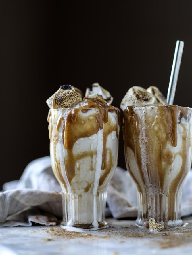 bourbon chai caramel milkshakes I howsweeteats.com