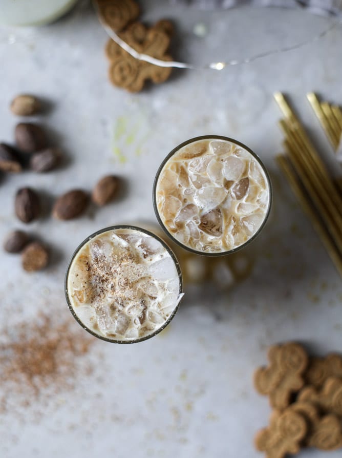 iced eggnog lattes I howsweeteats.com