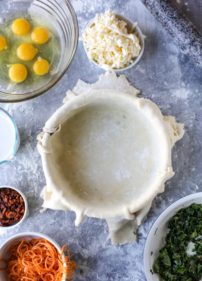 spiralized sweet potato, kale and bacon quiche I howsweeteats.com