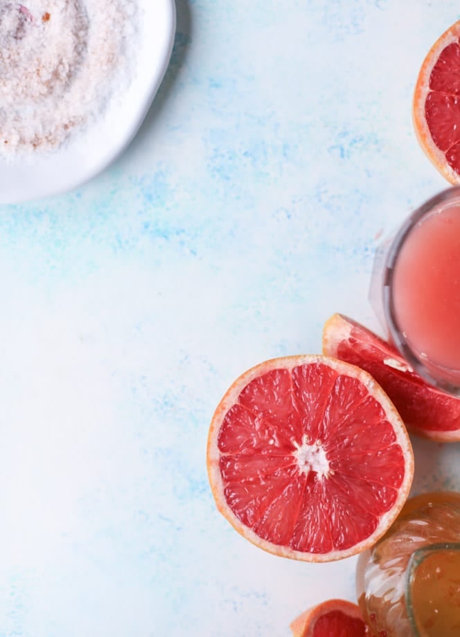pink grapefruit margaritas with chili salt I howsweeteats.com