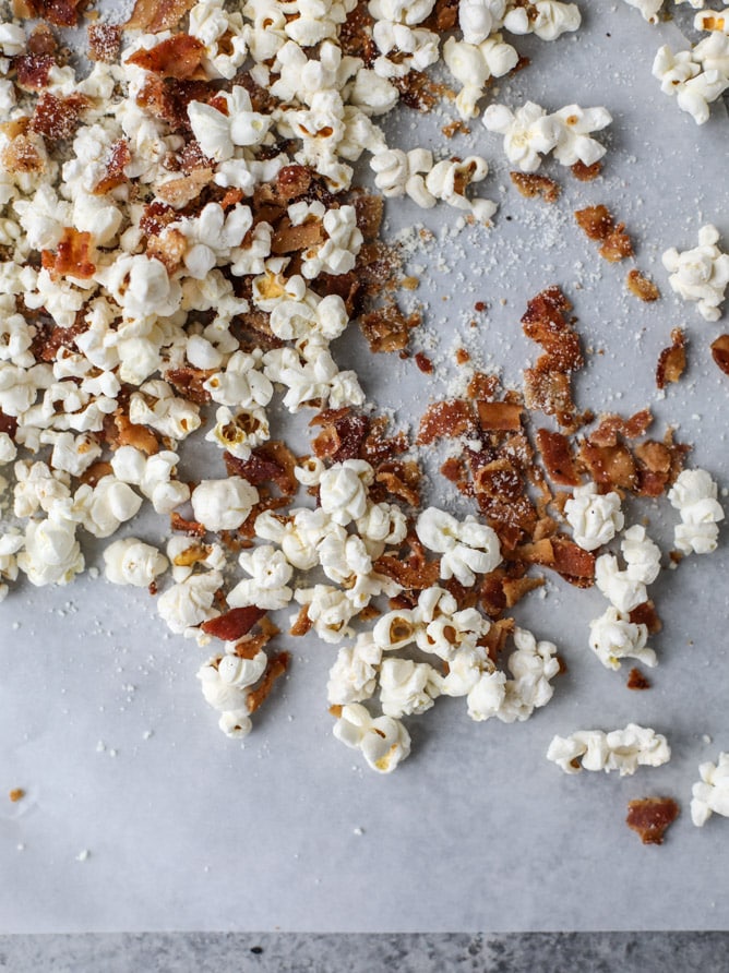 champagne caramel popcorn & bacon truffle parmesan popcorn recipe I howsweeteats.com