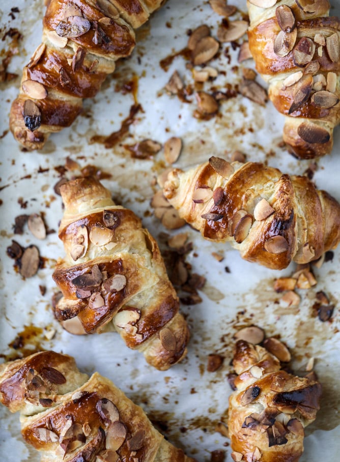 puff pastry almond croissants I howsweeteats.com