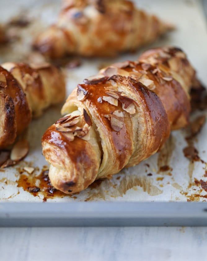 puff pastry almond croissants I howsweeteats.com
