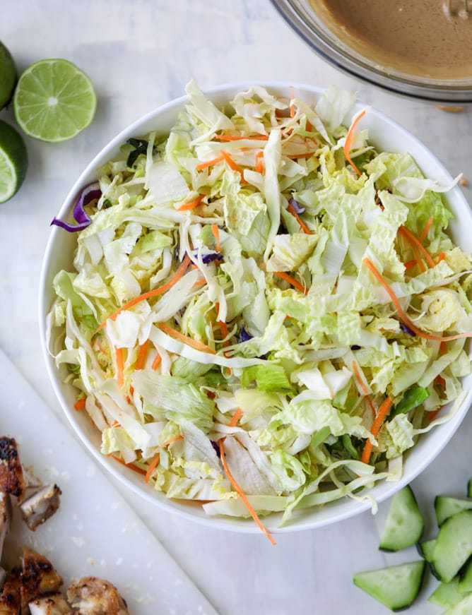 chicken avocado salad with peanut dressing I howsweeteats.com