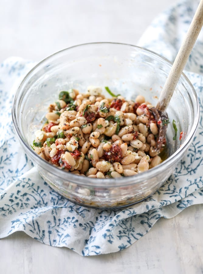 marinated white beans with olive oil toasts I howsweeteats.com