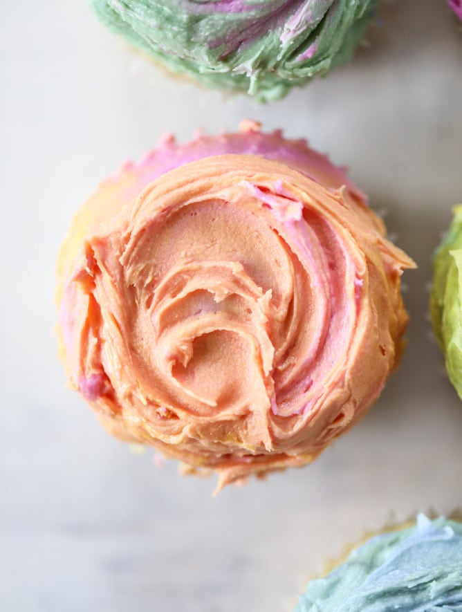 olive oil cupcakes with mascarpone buttercream I howsweeteats.com