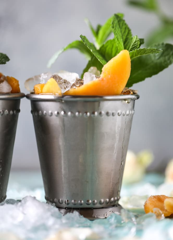 frozen peach and vanilla mint juleps I howsweeteats.com