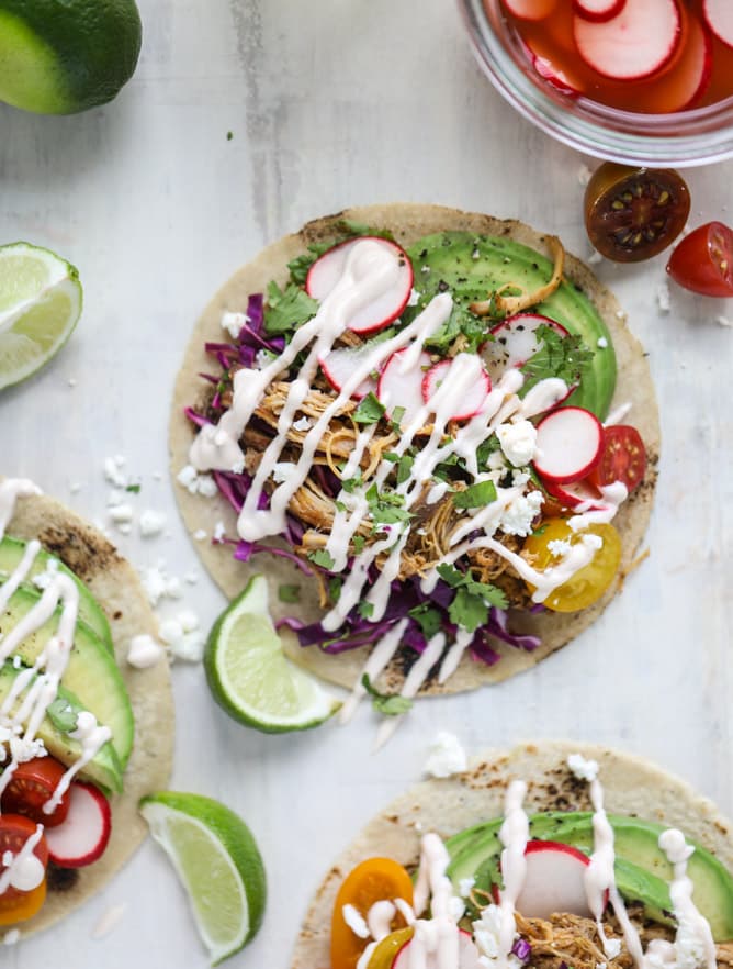 beer braised chipotle chicken tacos I howsweeteats.com