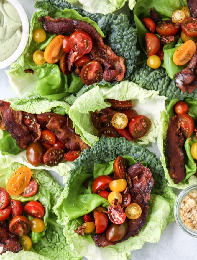 BLT Lettuce Wraps with Avocado Ranch I howsweeteats.com
