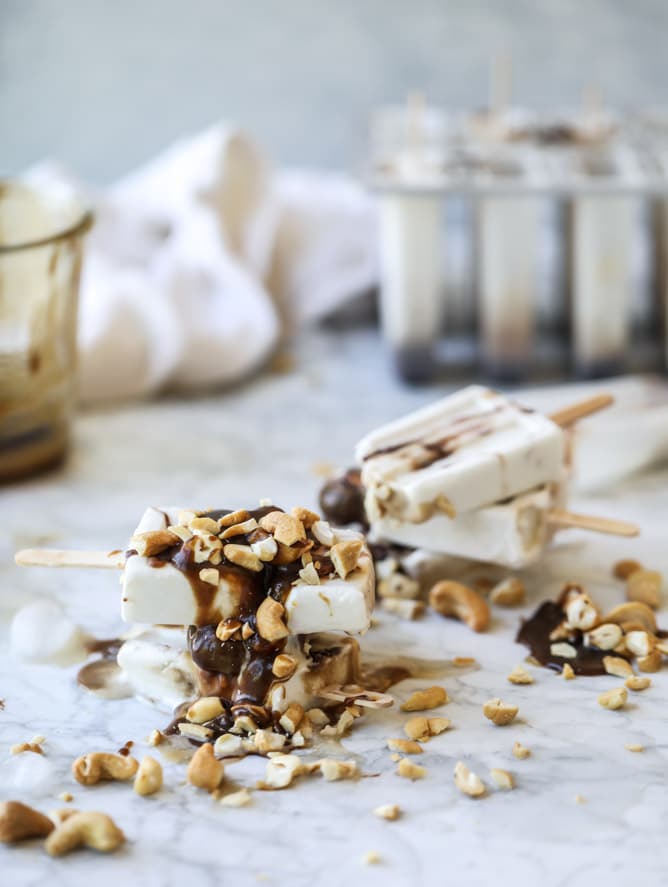 coconut chocolate caramel cashews pops I howsweeteats.com