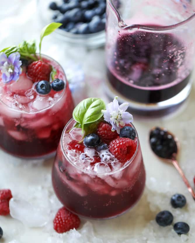 honey berry kombucha smash I howsweeteats.com