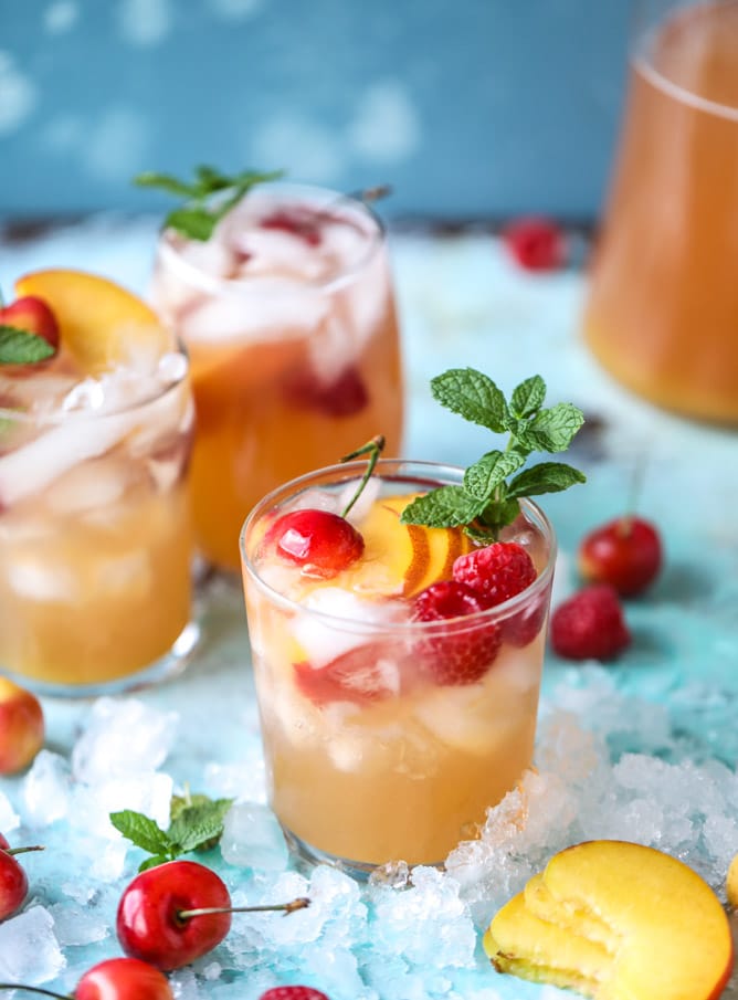 sparkling peach cider I howsweeteats.com