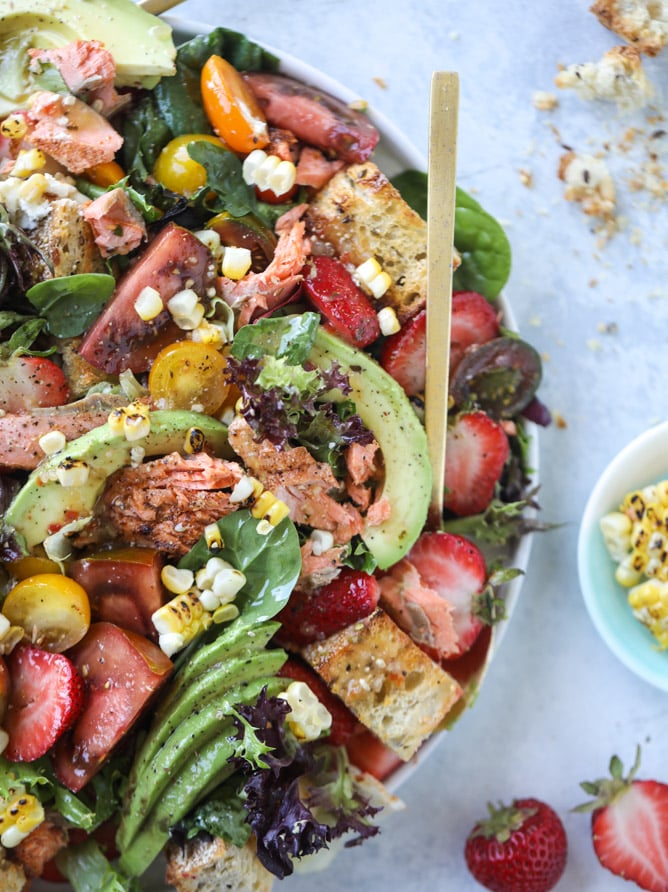salmon strawberry panzanella salad I howsweeteats.com