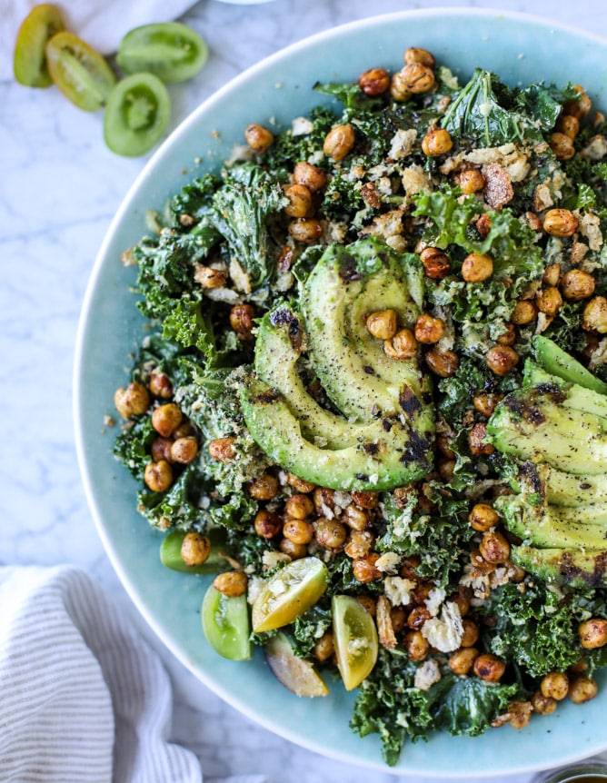 grilled kale avocado salad I howsweeteats.com