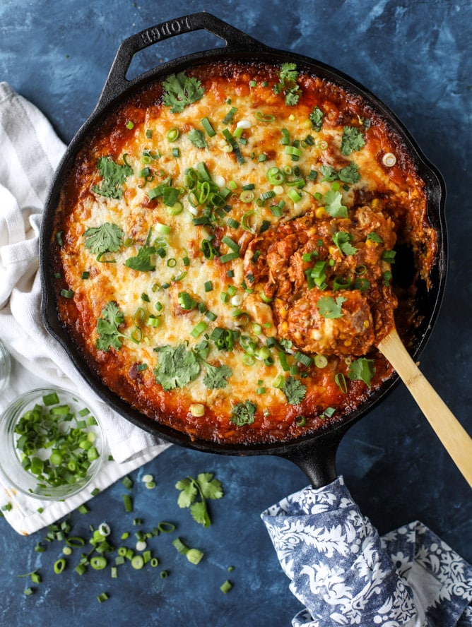 cheesy chicken tamale pie I howsweeteats.com
