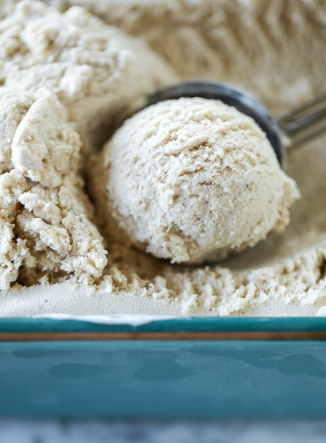 pumpkin coffee cake with chai ice cream I howsweeteats.com