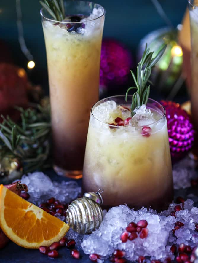 tequila christmas sunrise I howsweeteats.com #cocktails #tequila #sunrise #christmas