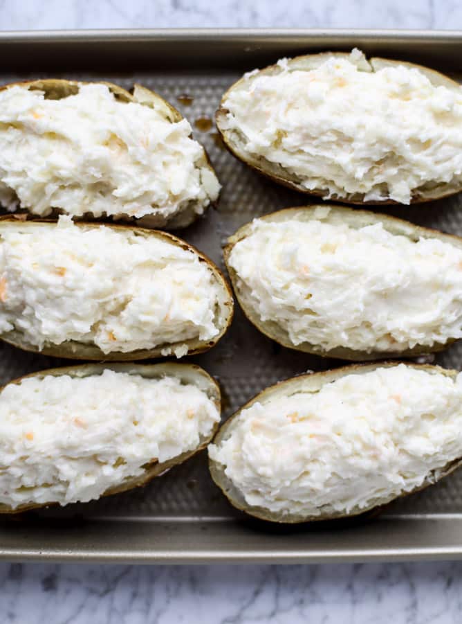 greek yogurt twice baked potatoes I howsweeteats.com #potatoes #twicebaked #sidedish #christmas #holiday