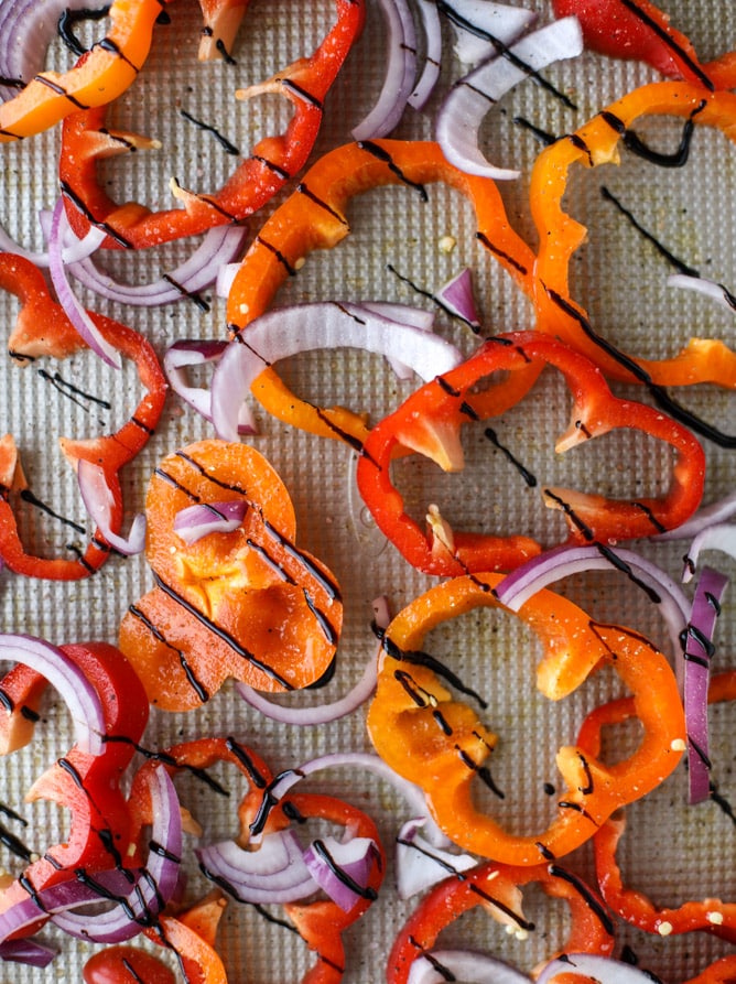 sheet pan smoked sausage and peppers I howsweeteats.com #sheetpan #smoked #sausage #turkey #healthy