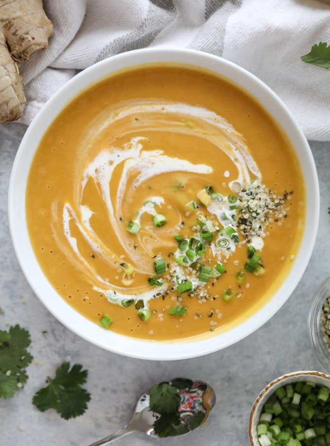 silky ginger sweet potato soup I howsweeteats.com #soup #sweetpotatoes #ginger #vegan