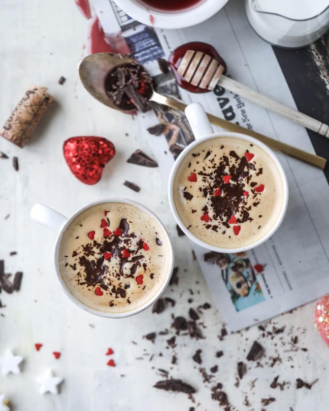 cabernet chocolate lattes I howsweeteats.com #redwine #coffee #latte #valentinesday #chocolate
