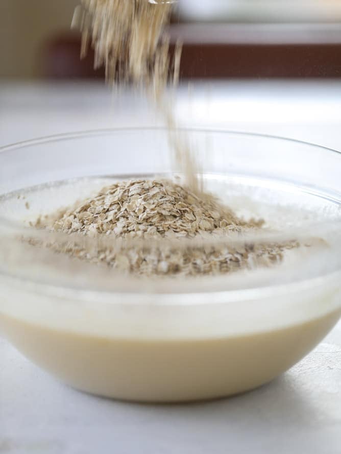 best ever baked oatmeal I howsweeteats.com #baked #oatmeal #breakfast #brunch