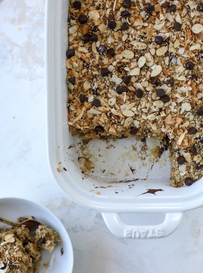 best ever baked oatmeal I howsweeteats.com #baked #oatmeal #breakfast #brunch